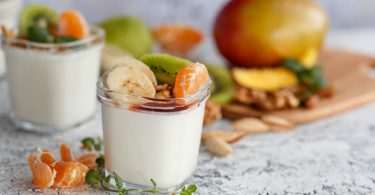 Benefits of yogurt reported by Dietitian Erika Ortiz